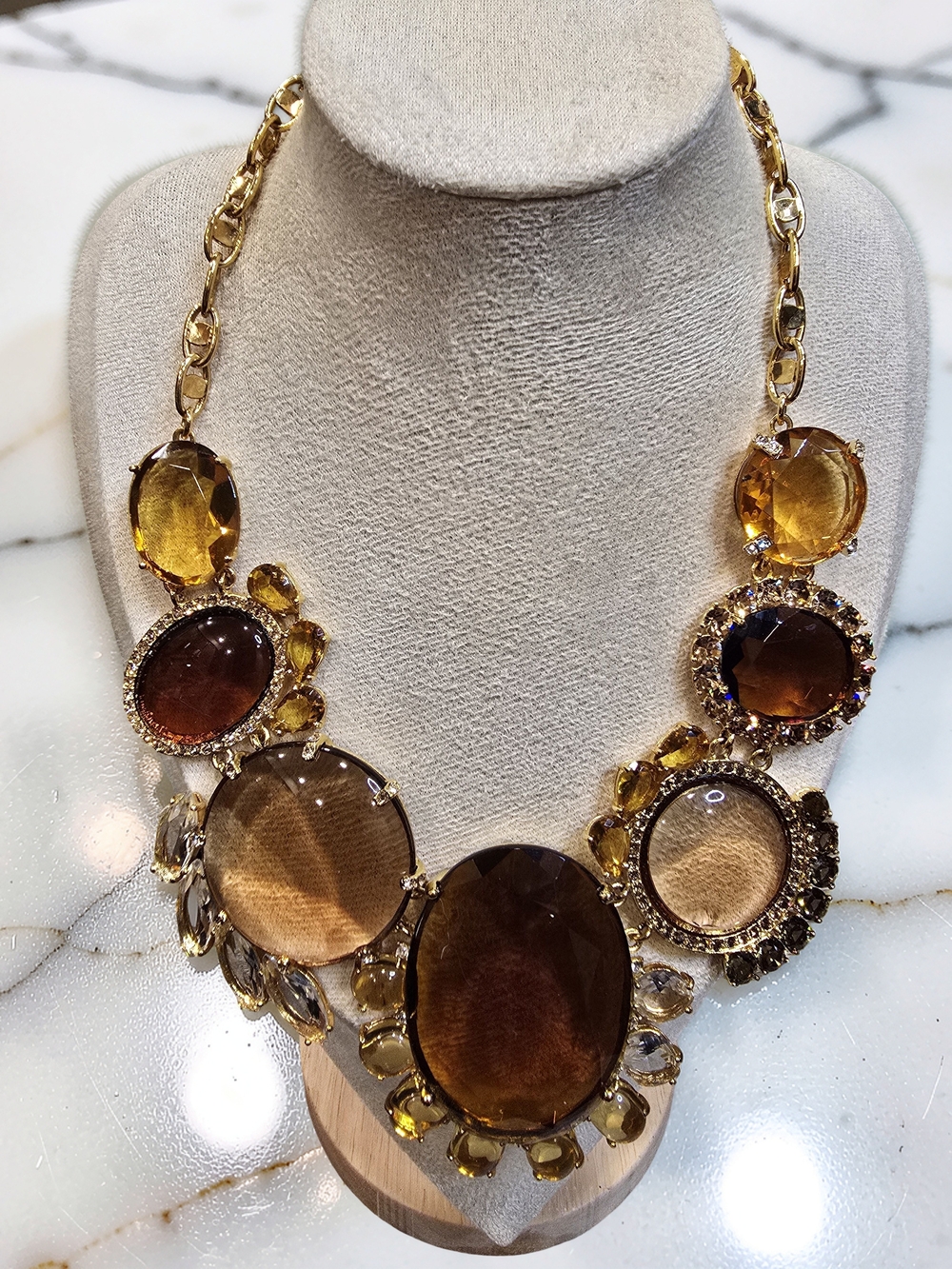 Rare Kate Spade Orchestra Hall Statement Necklace